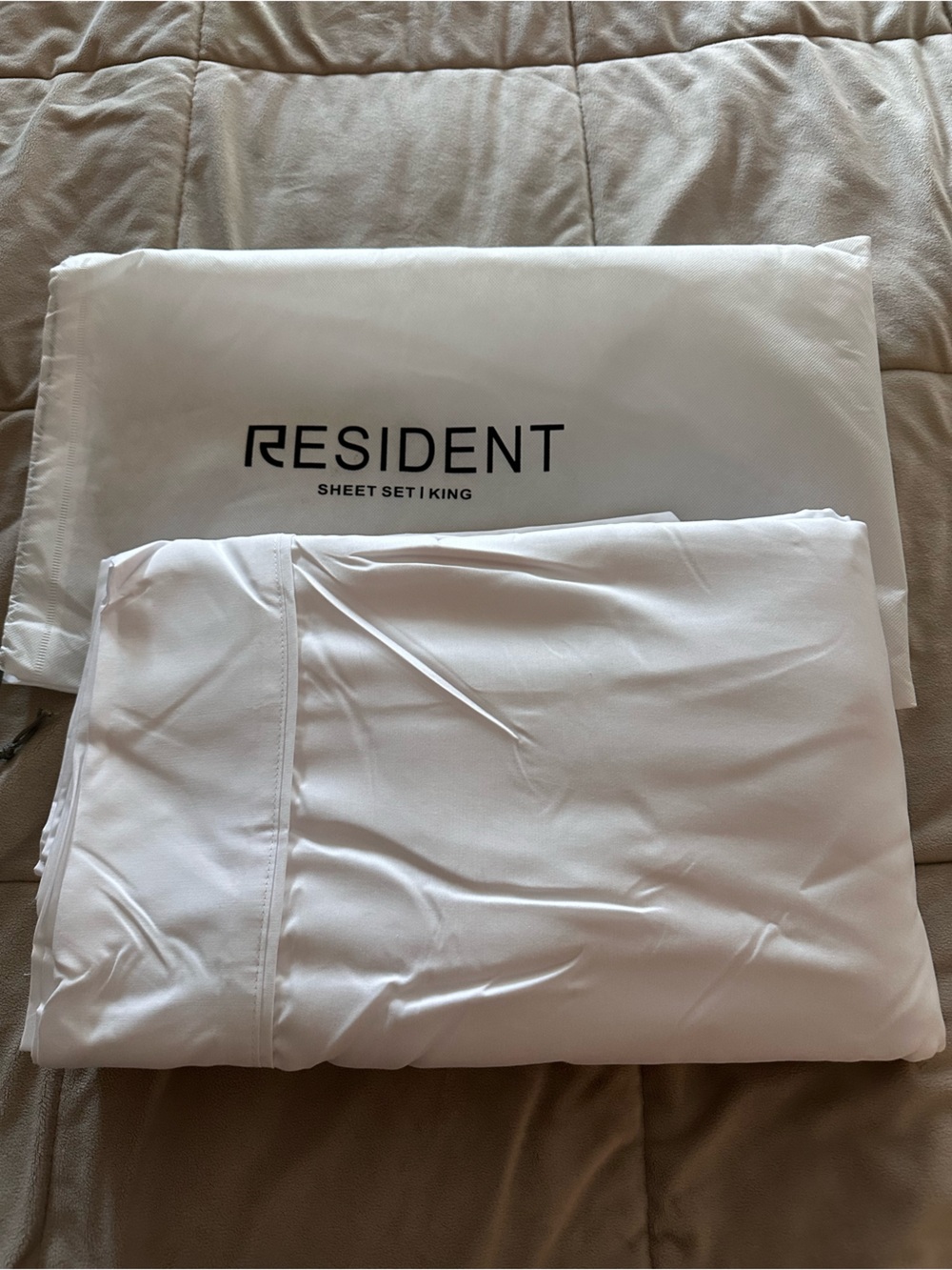 Resident King 4 Piece Sheet Set New